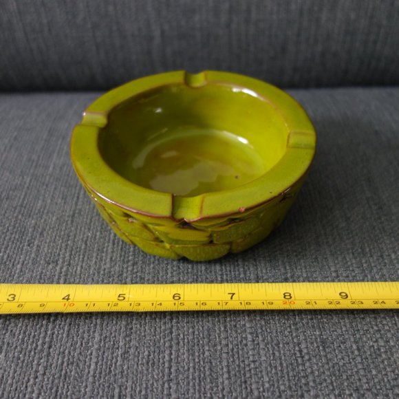 Nice Green Ceramic Ash Tray - Picture 6 of 9